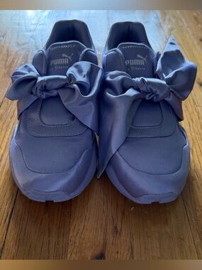 Fenty x Puma Bow sneakers Women’s 7 Lavender